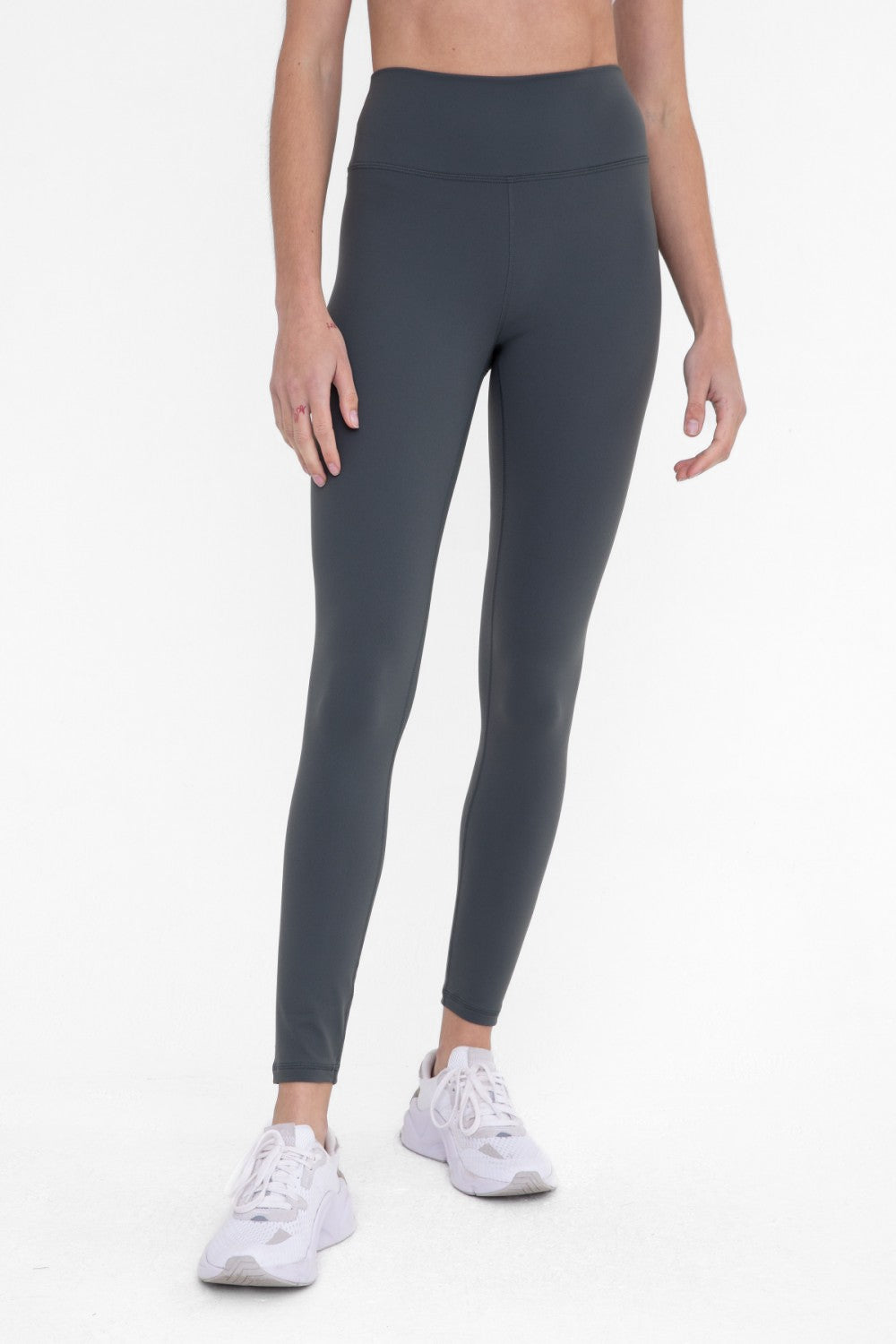 MonoB Essential Legging