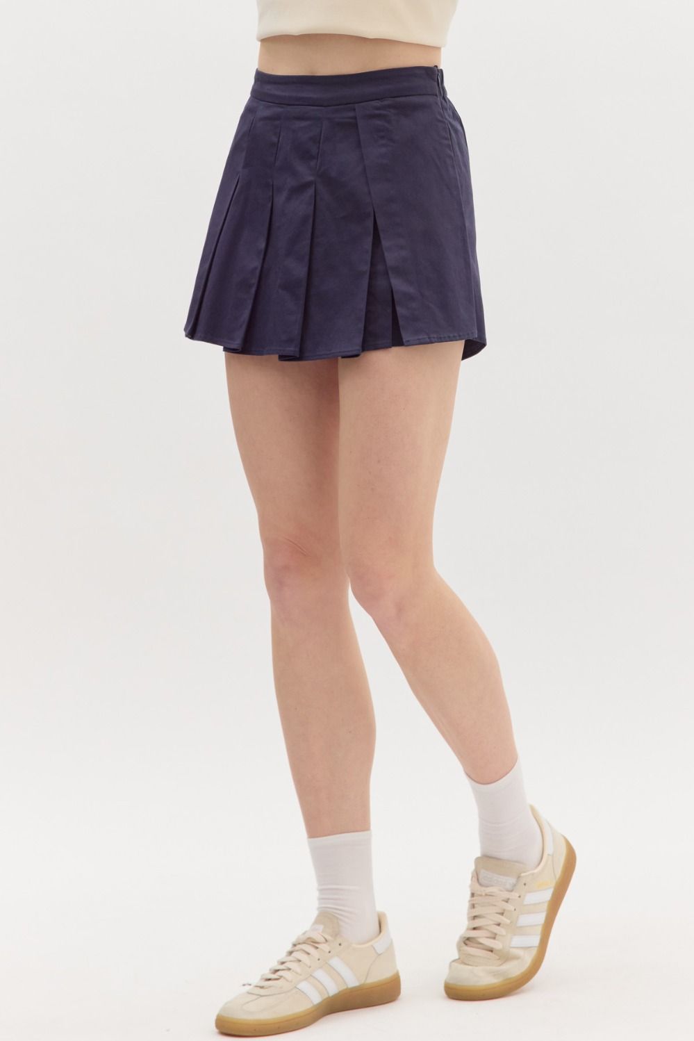 Solid High Waist Pleated Short - Navy