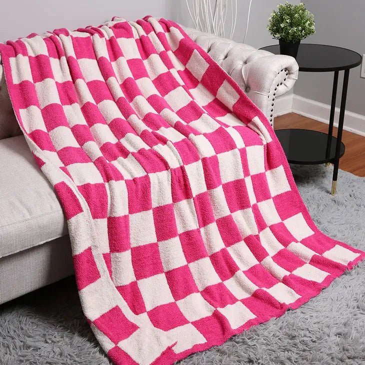 Classic Checkerboard Patterned Throw Blanket