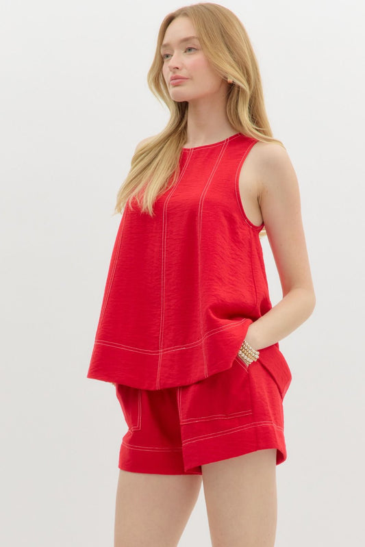 Solid sleeveless pullover top