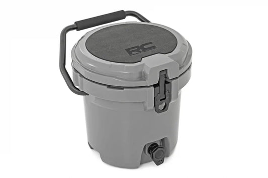 ROUGH COUNTRY- 2.5 GALLON BUCKET COOLER WITH SPIGOT- GREY