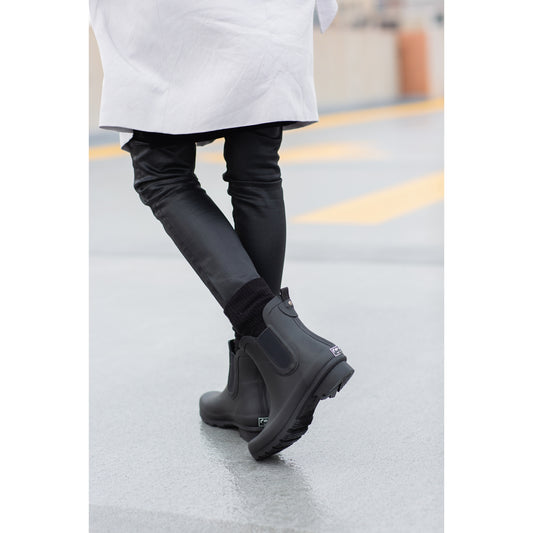 CHELSEA MATTE BLACK WOMEN'S ANKLE RAIN BOOTS